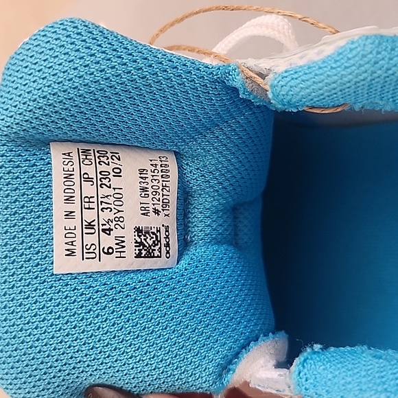 Adidas Womens Trainer - Picture 5 of 5